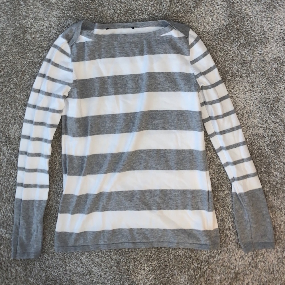 Womens Gray & White Striped Sweater - Picture 2 of 4